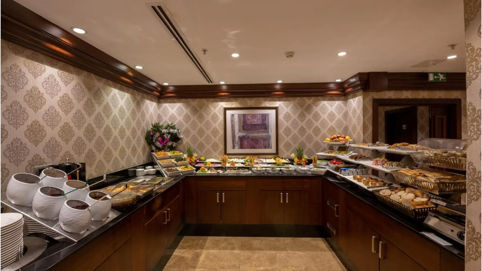 Crestium Taksim Prive & Spa Istanbul 0*,